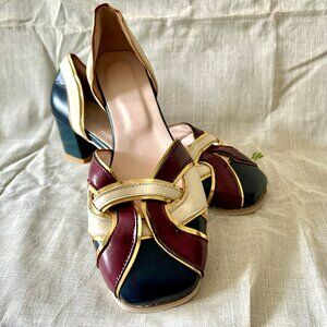 Brand NEW! Orthopedics Dakota Vintage Style RetroBlock Heels Size 10 / 41